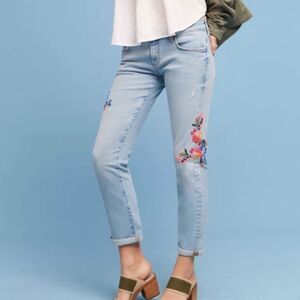 Pilcro Embroidered Jeans Sz 27 Gently Loved